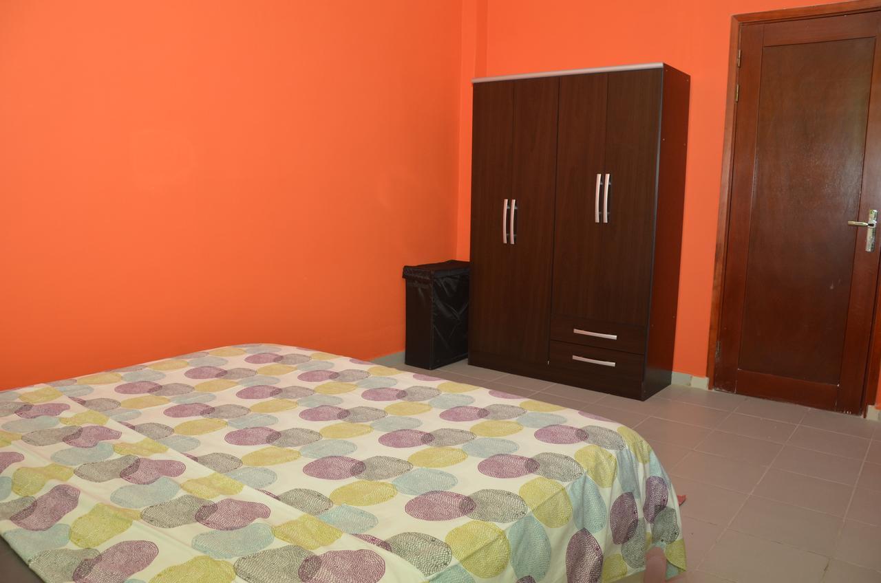 Le Buffle Noir Appart D'Hotes Douala Exterior photo