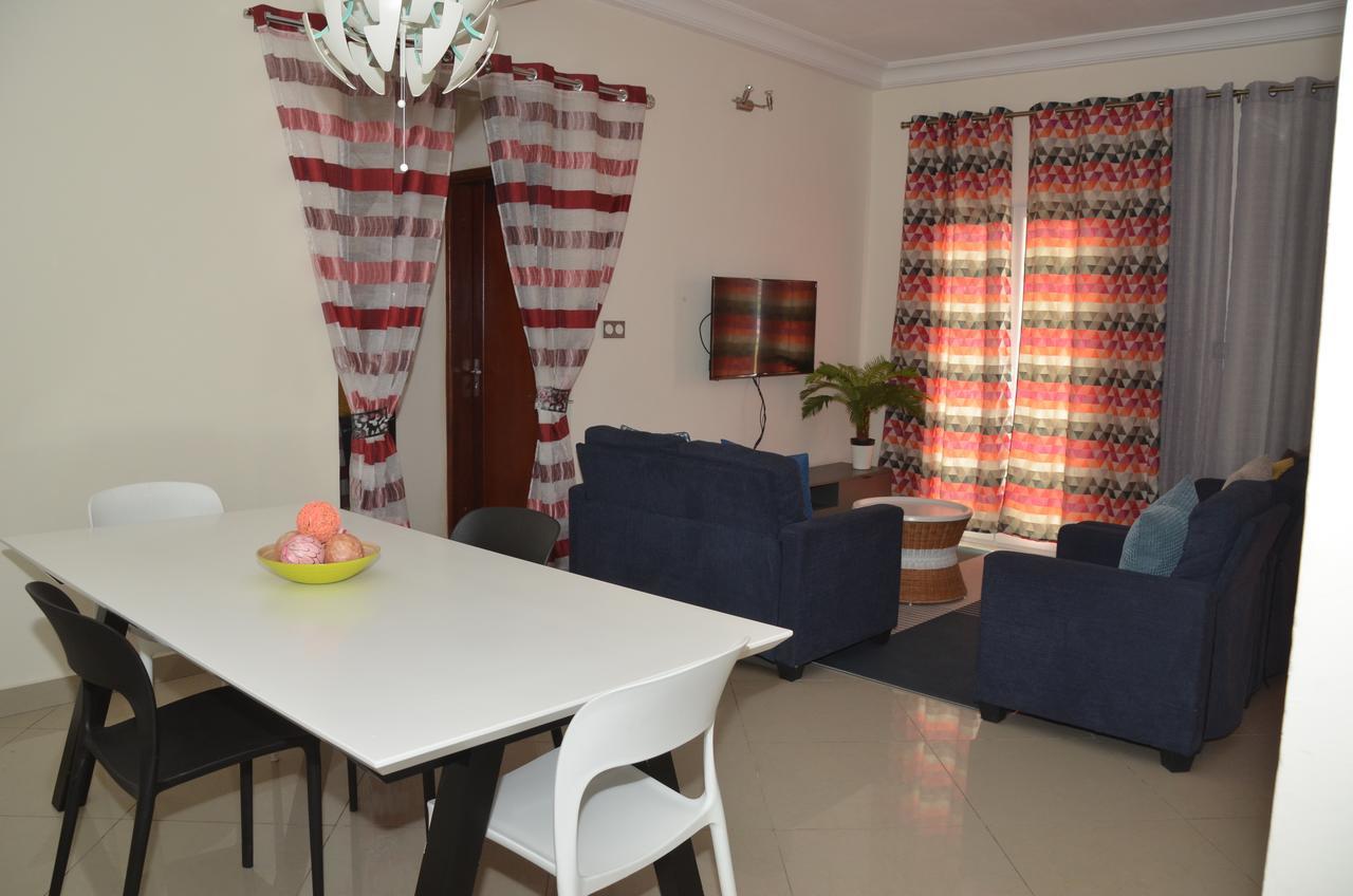 Le Buffle Noir Appart D'Hotes Douala Exterior photo