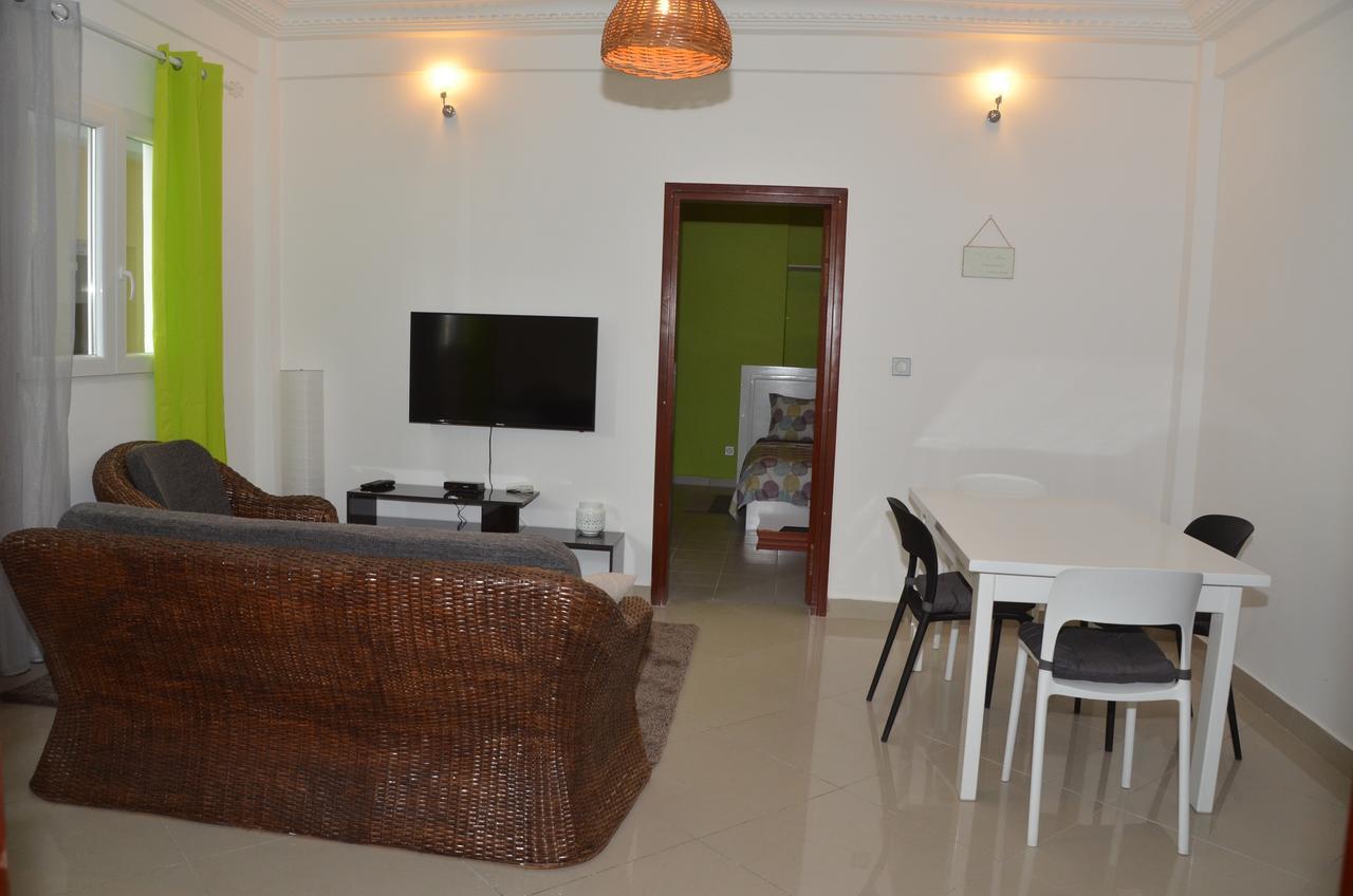 Le Buffle Noir Appart D'Hotes Douala Exterior photo